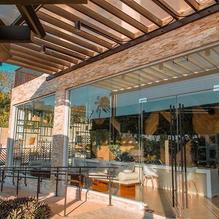 The Serviced Residences At Kasa Luntian Managed By Hii Tagaytay City Esterno foto